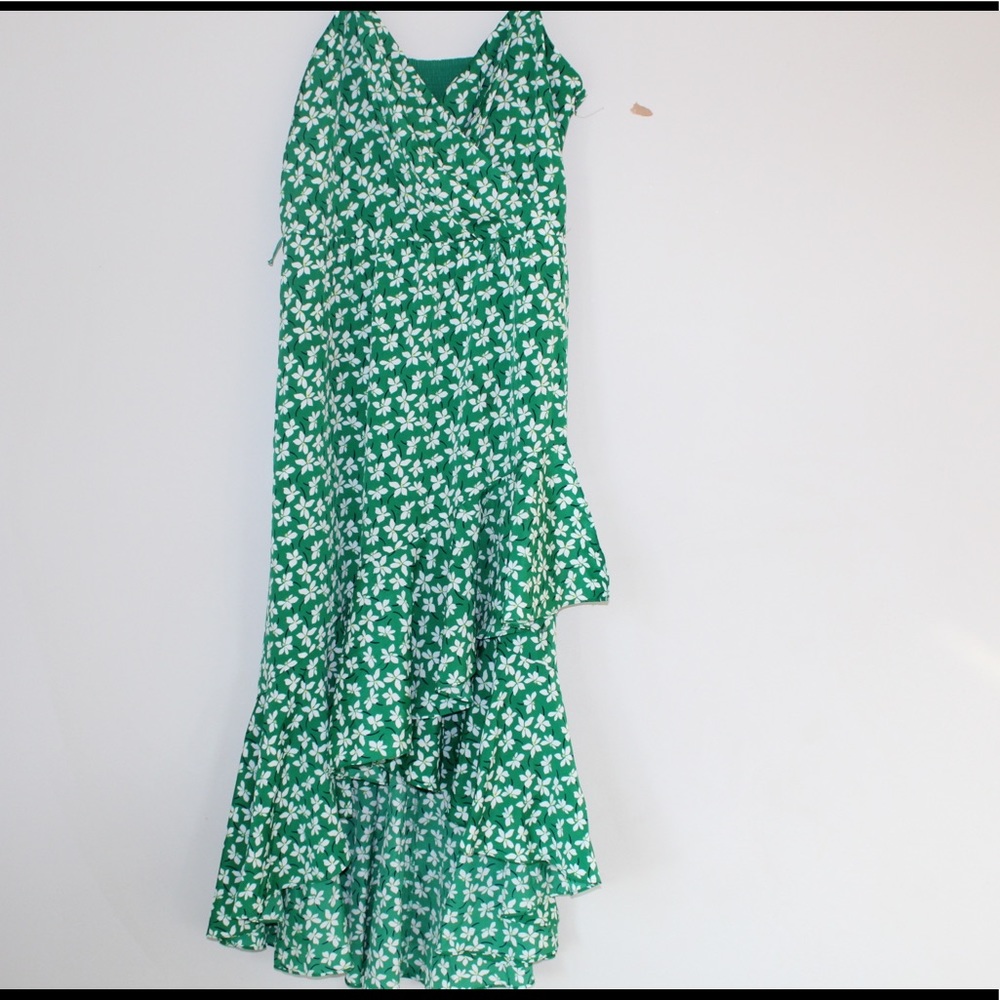 Eliza J v-neck white floral green wrap dress